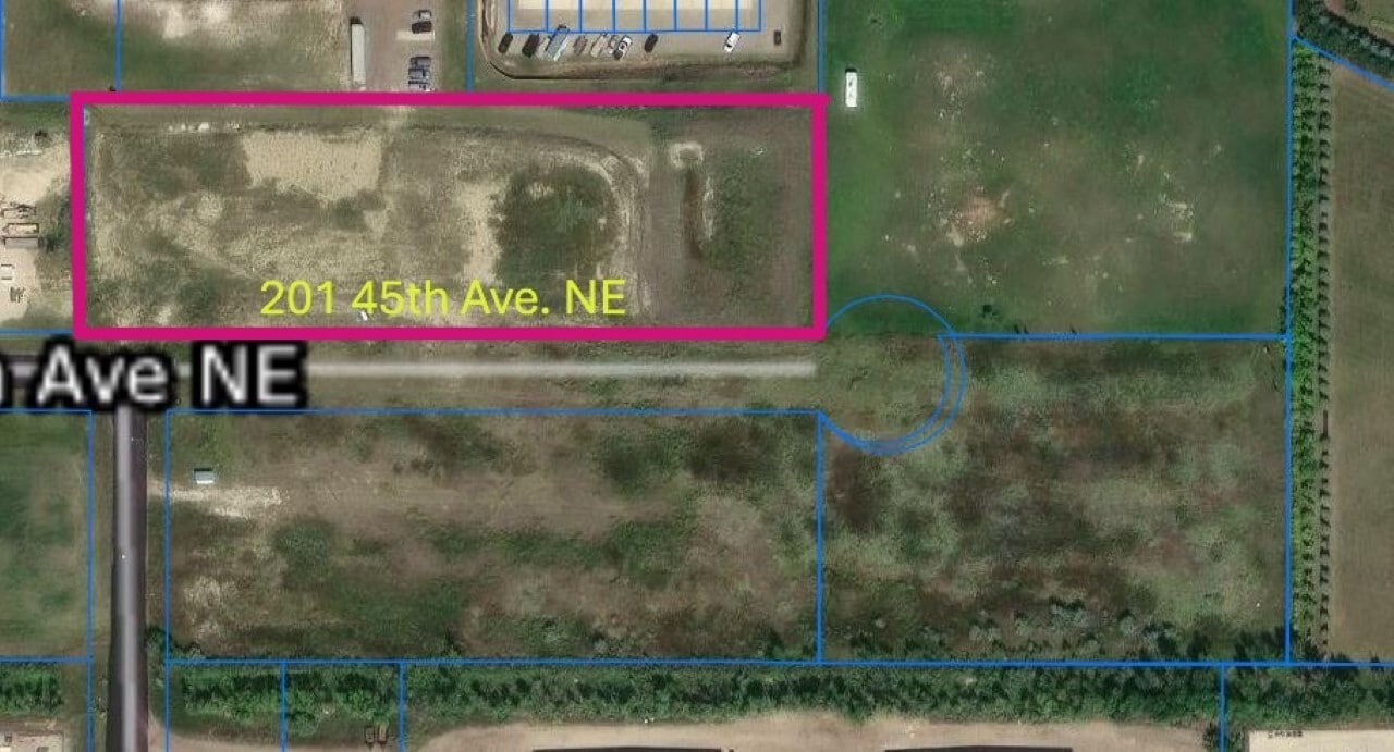 201 & 225 45th Ave, Minot, ND for sale Primary Photo- Image 1 of 13