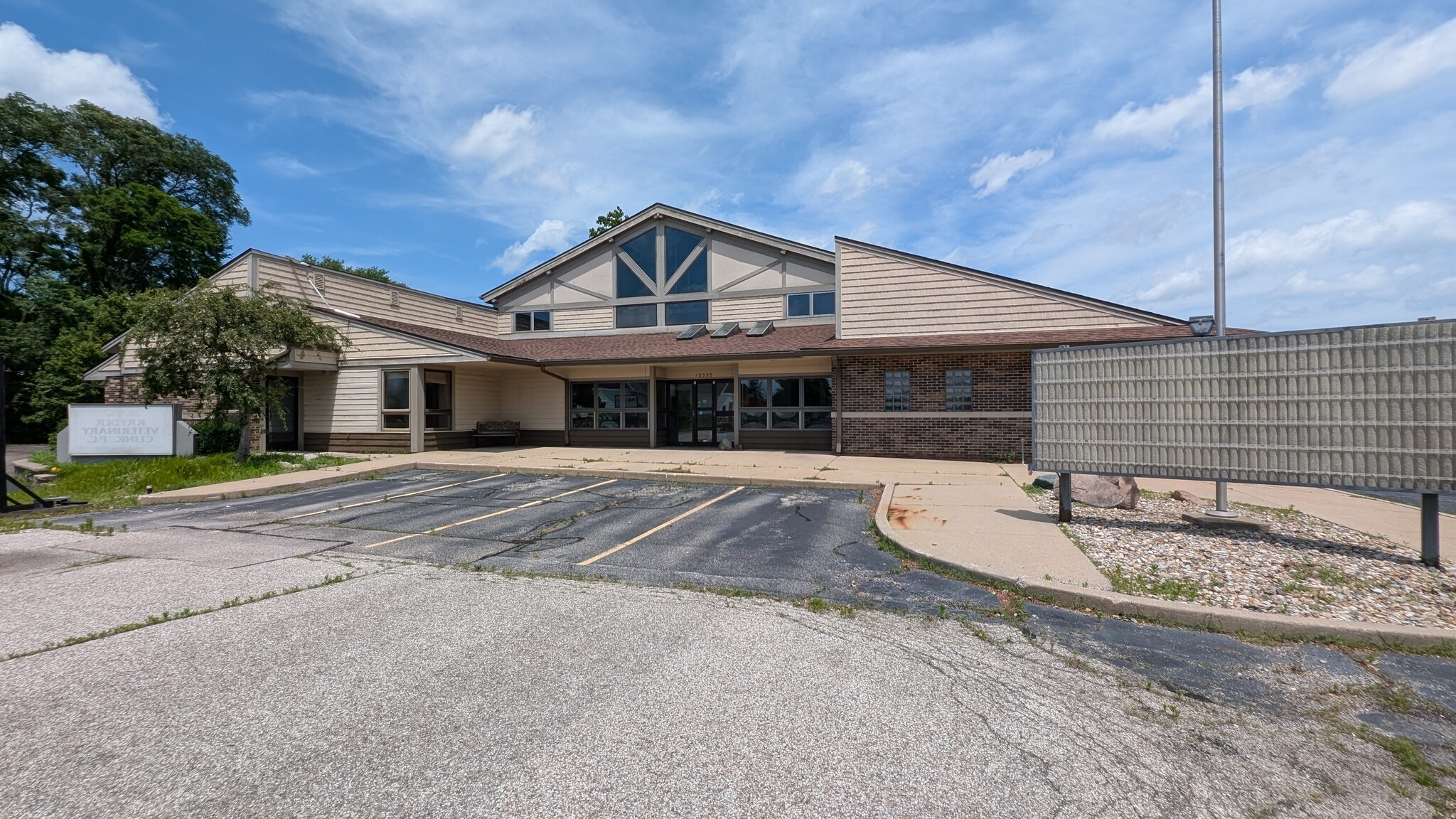 12555 SR 23 SR 23, Granger, IN for sale Building Photo- Image 1 of 23