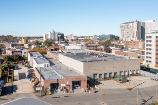 Plus de détails pour 104-37 150th St, Jamaica, NY - Bureau, Industriel à louer