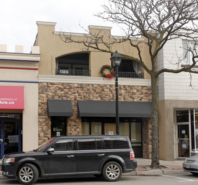 More details for 453 Brant St, Burlington, ON - Retail for Sale