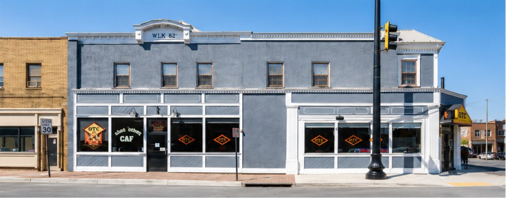 220-226 E Diamond Ave, Gaithersburg, MD for lease - Building Photo - Image 2 of 3
