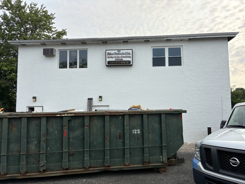 210 Ruth Ave, Horsham Township, PA for sale - Building Photo - Image 2 of 4