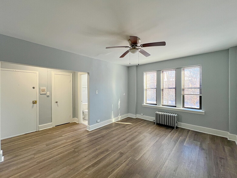 6126 S Woodlawn Ave, Chicago, IL à vendre - Photo du bâtiment - Image 3 de 8