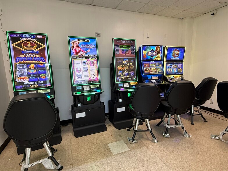 4151 Mercer University Dr, Macon-Bibb, GA à vendre - Photo du bâtiment - Image 3 de 9