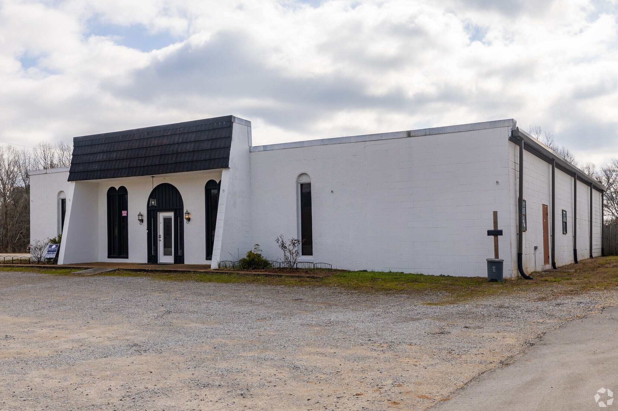 3874 Sparta Hwy, McMinnville, TN for sale Primary Photo- Image 1 of 2