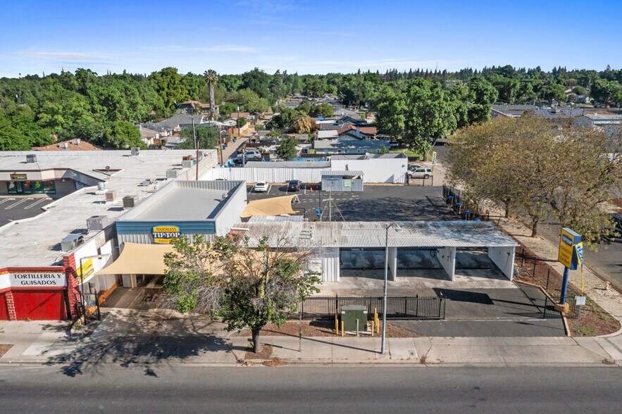 1623 Yosemite Blvd, Modesto, CA à vendre - Photo du bâtiment - Image 2 de 16