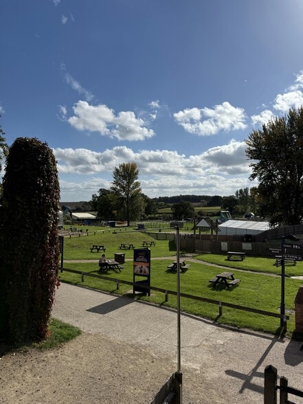 Dark Ln, Warwick for lease - Building Photo - Image 2 of 3