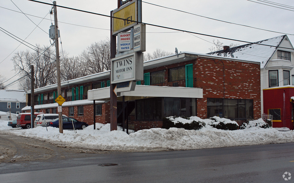 921 State St, Schenectady, NY à vendre - Photo du b timent - Image 3 de 7