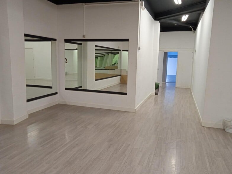 Retail in Córdoba for sale - Interior Photo - Image 2 of 13