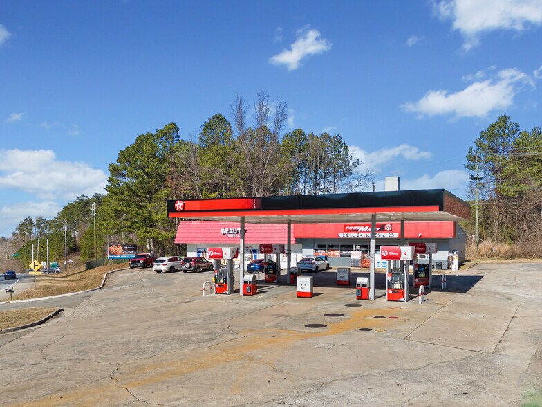 8769 E Hickory Flat Hwy, Woodstock, GA à vendre - Photo du bâtiment - Image 2 de 7