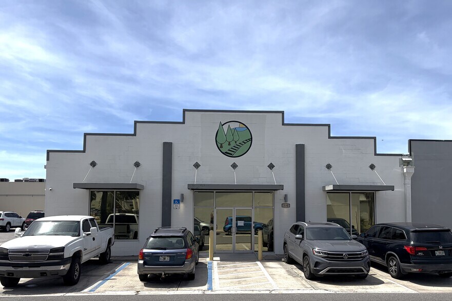 330 Avenue B SW, Winter Haven, FL à louer - Photo du bâtiment - Image 1 de 6