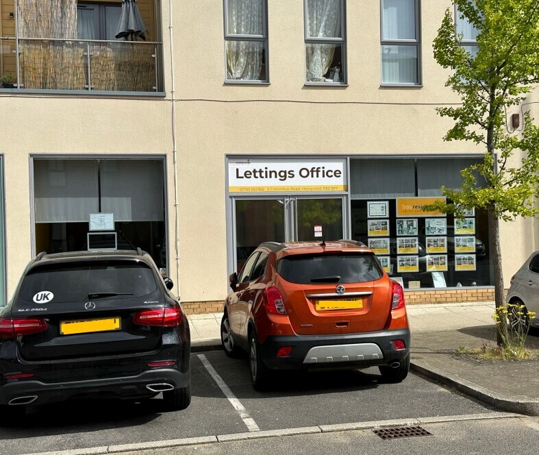 2 Columbus Rd, Peterborough à louer Photo du bâtiment- Image 1 de 4