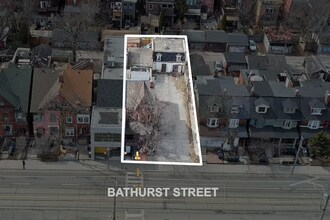 530 Bathurst St, Toronto, ON - Aérien  Vue de la carte - Image1