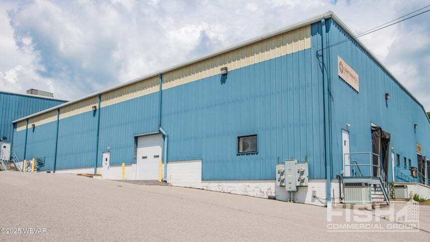2925 W 4th St, Williamsport, PA à louer - Photo du bâtiment - Image 2 de 4