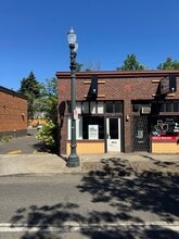 5118-5132 NE Martin Luther King Jr Blvd, Portland, OR à louer Photo du bâtiment- Image 2 de 5