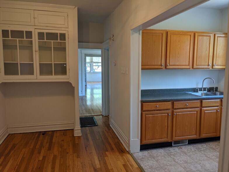 1100 Louisville Ave, Saint Louis, MO à vendre - Photo du bâtiment - Image 3 de 12