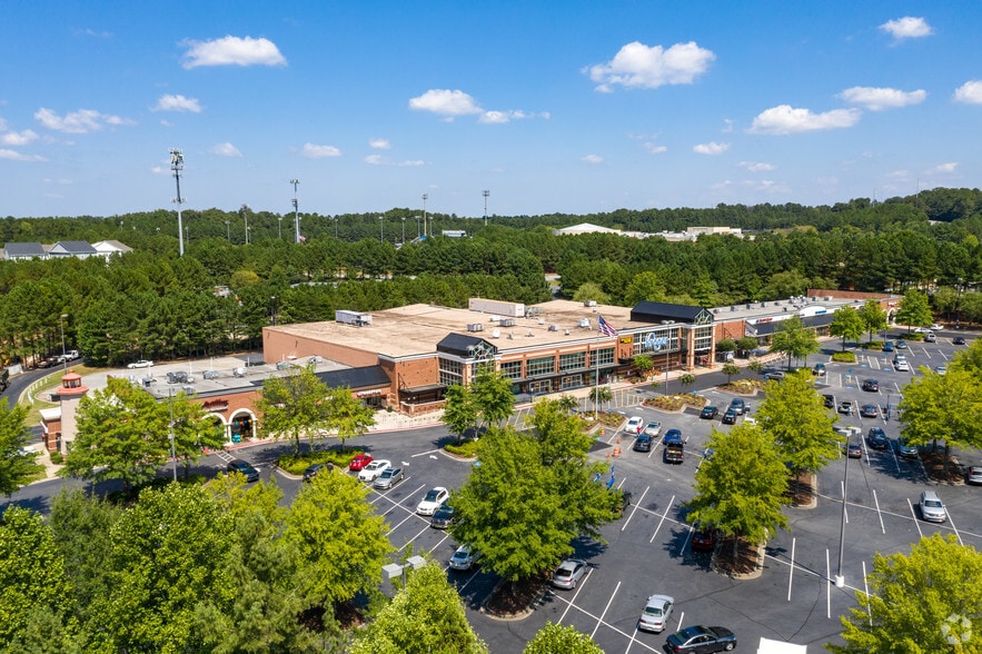 2300 Holcomb Bridge Rd, Roswell, GA for lease - Building Photo - Image 1 of 42