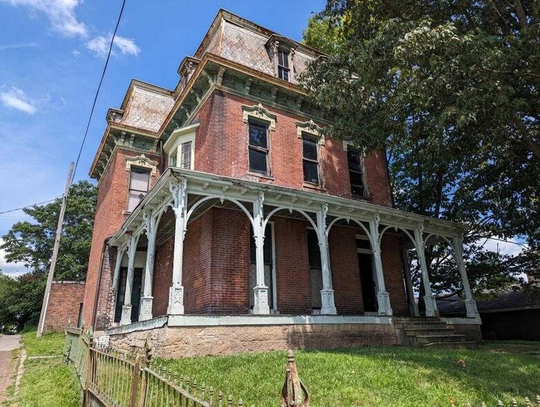 411 S Limestone St, Springfield, OH à vendre - Photo du bâtiment - Image 2 de 5
