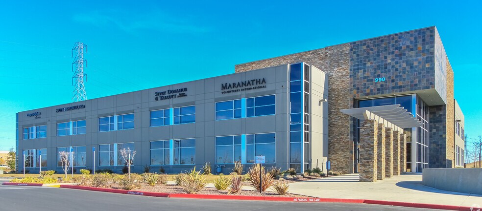 990 Reserve Dr, Roseville, CA à vendre - Photo principale - Image 1 de 31