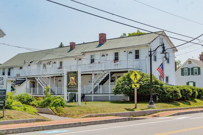 More details for 157 Main St, Belgrade, ME - Hospitality for Sale