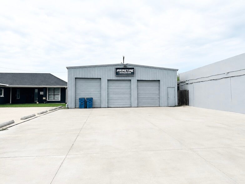 208 N Arroyo Blvd, Los Fresnos, TX for sale - Building Photo - Image 2 of 8