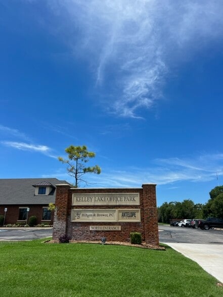 9505 N Kelley Ave, Oklahoma City, OK à vendre - Photo du bâtiment - Image 3 de 19