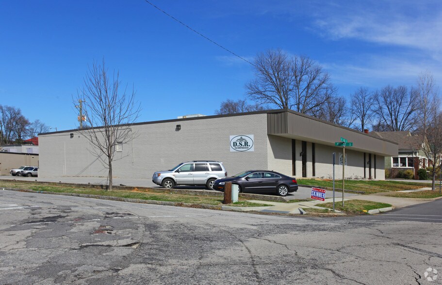 3700-3704 6th Ave S, Birmingham, AL à louer - Photo du bâtiment - Image 3 de 8