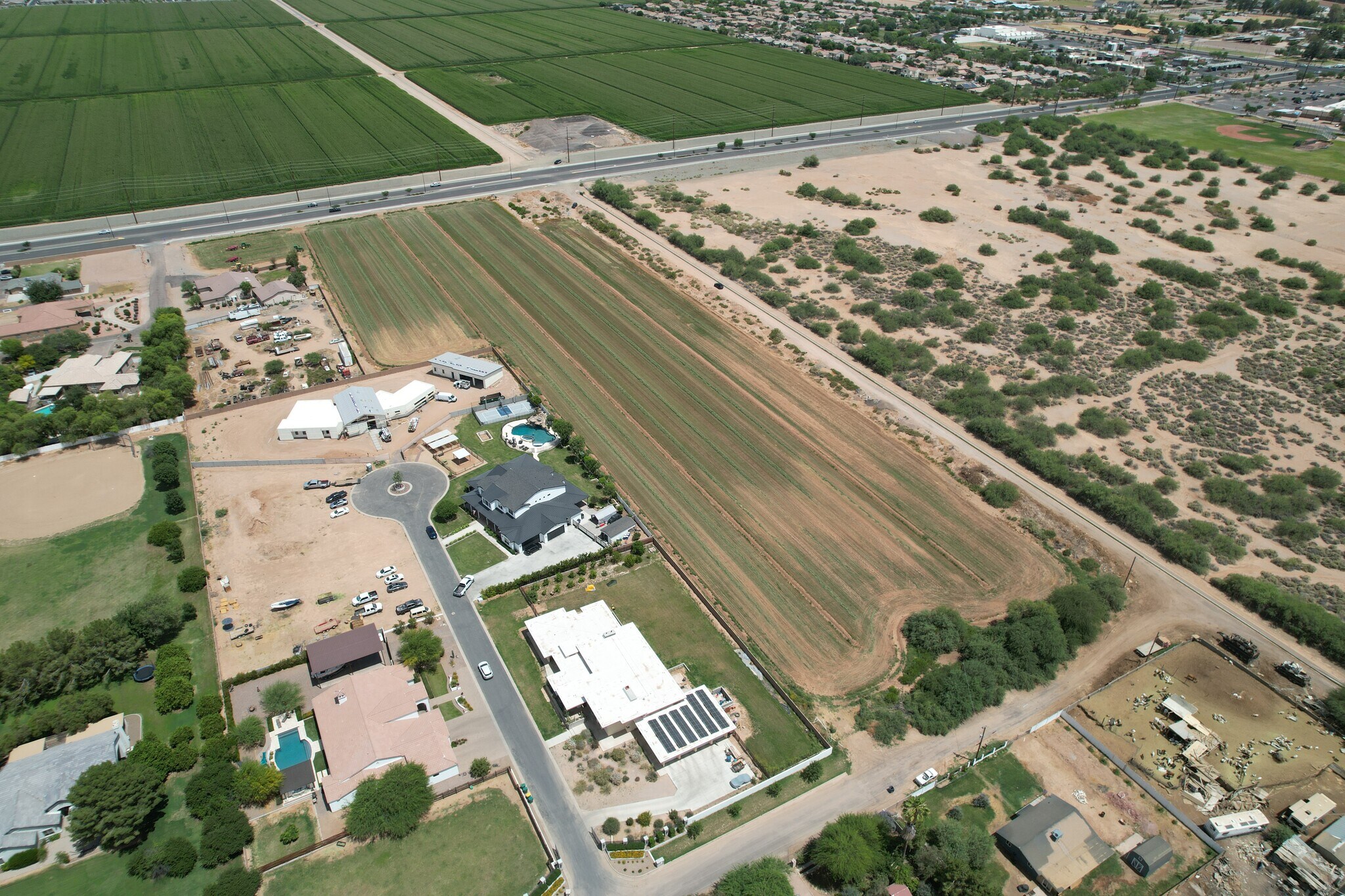 24382 Val Vista Dr, Chandler, AZ for sale Primary Photo- Image 1 of 4