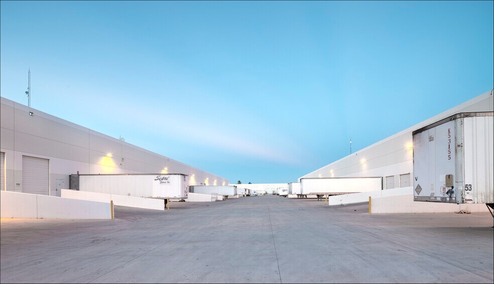 1778 Carr Rd, Calexico, CA à louer - Photo du bâtiment - Image 2 de 2