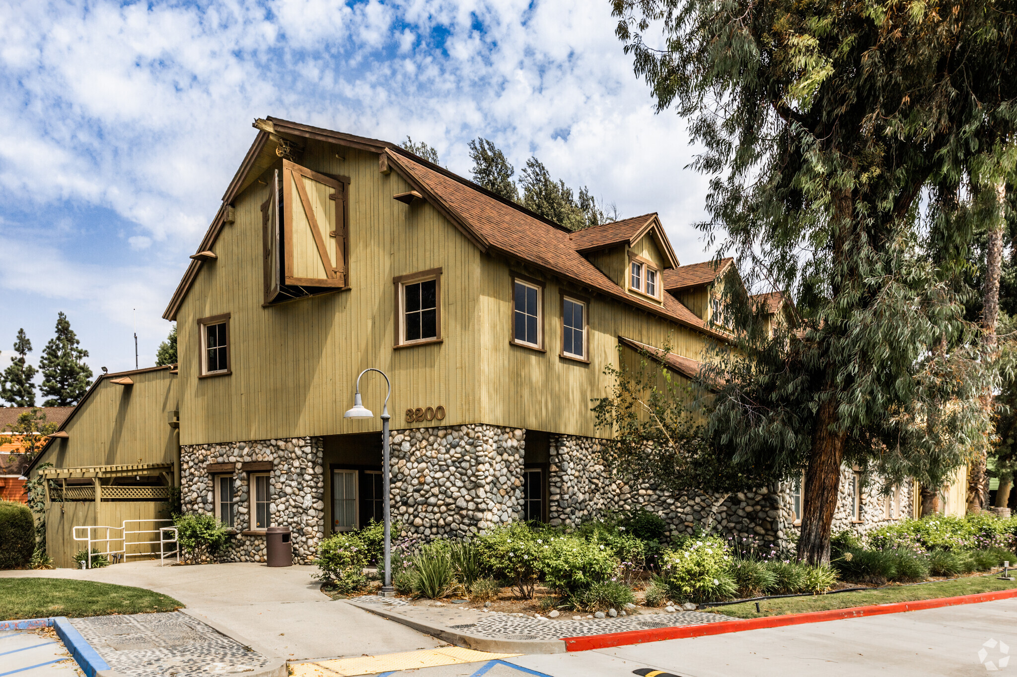 3200 Rosemead Blvd, El Monte, CA for sale Primary Photo- Image 1 of 13