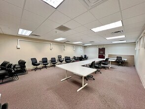 620 Pierce Blvd, O'Fallon, IL for lease Interior Photo- Image 2 of 10