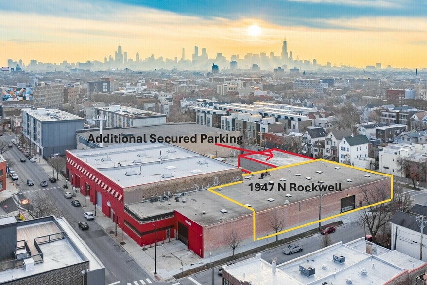 1947 N Rockwell St, Chicago, IL à louer - Photo du bâtiment - Image 2 de 6