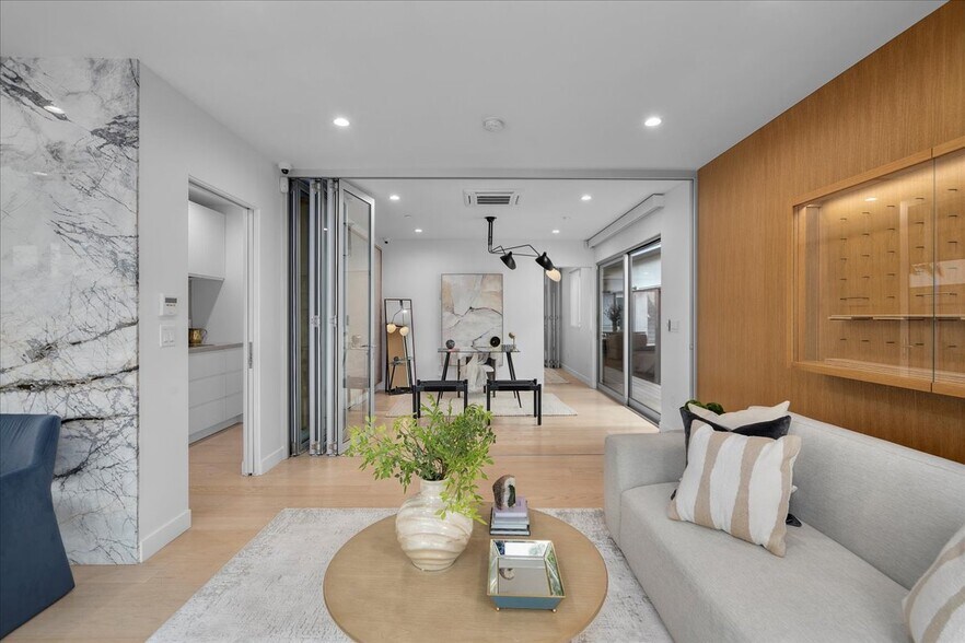 541 Rose Ave, Venice, CA à vendre - Photo intérieure - Image 1 de 1