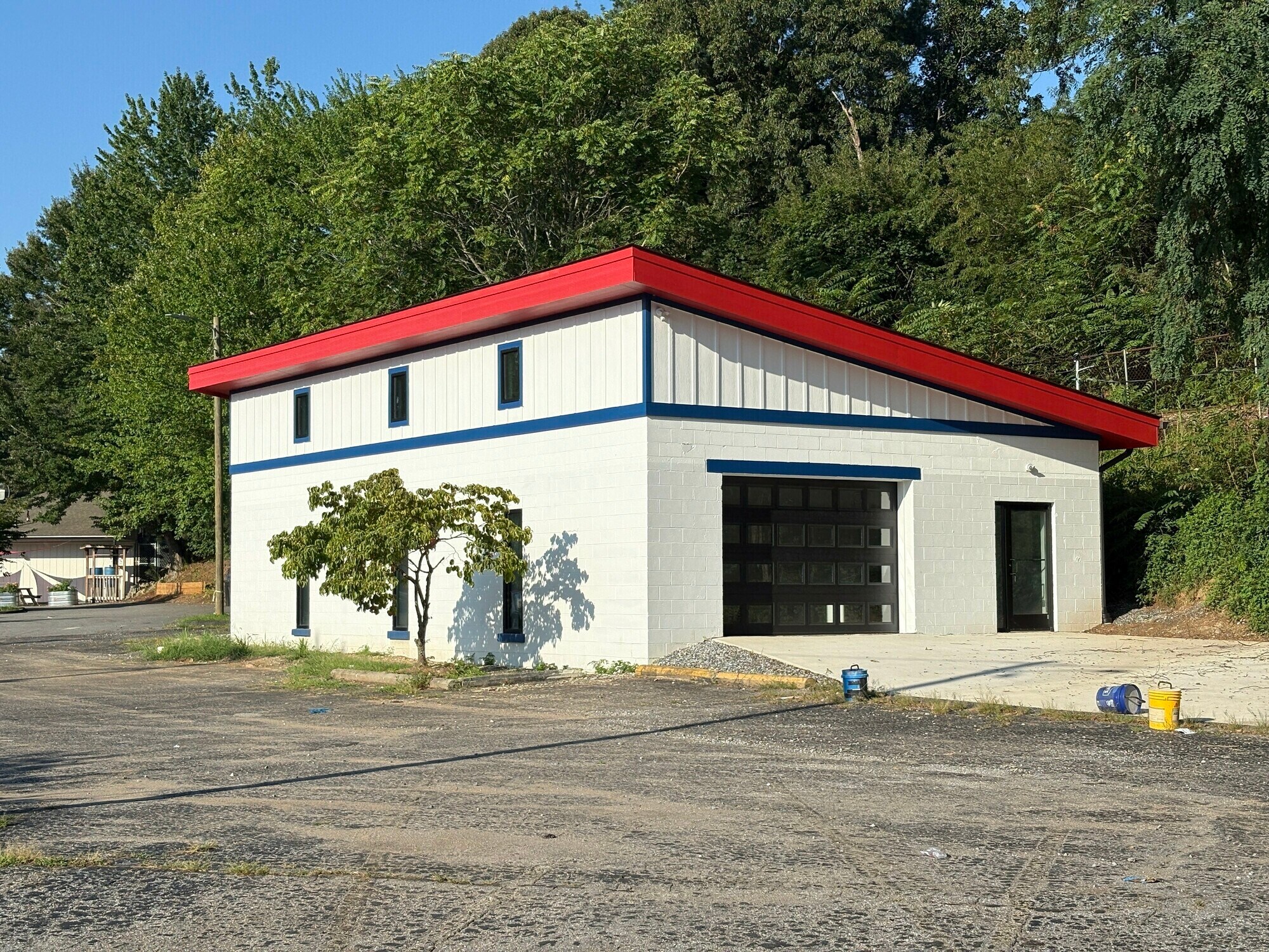 1495 Patton ave, Asheville, NC à vendre Photo principale- Image 1 de 1