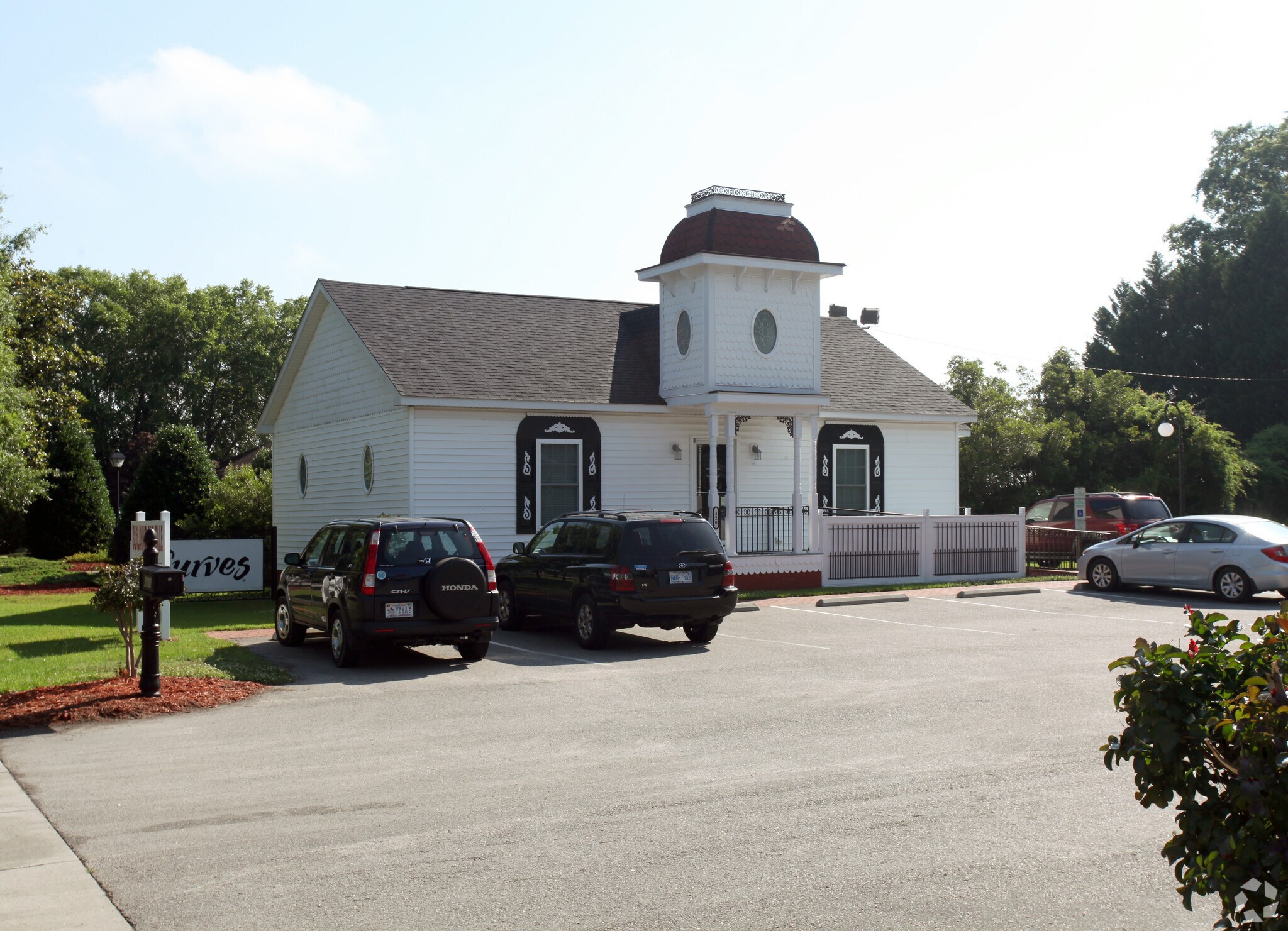 420 S Main St, Laurinburg, NC for sale Primary Photo- Image 1 of 17