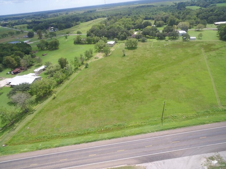 0 Highway 124, Hamshire, TX for sale - Building Photo - Image 1 of 1