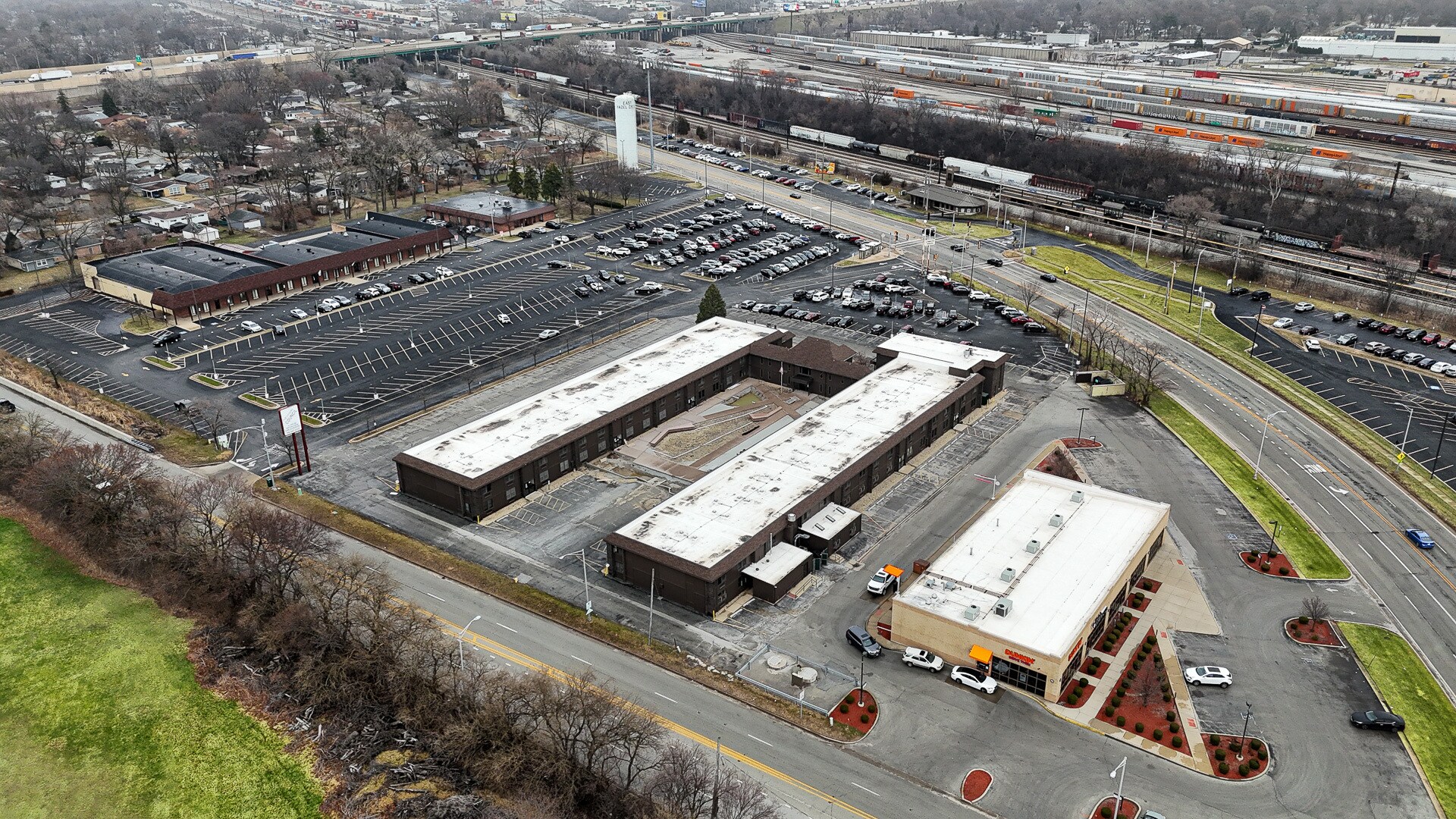 17430 Dixie Highway, East Hazel Crest, IL for sale Primary Photo- Image 1 of 34