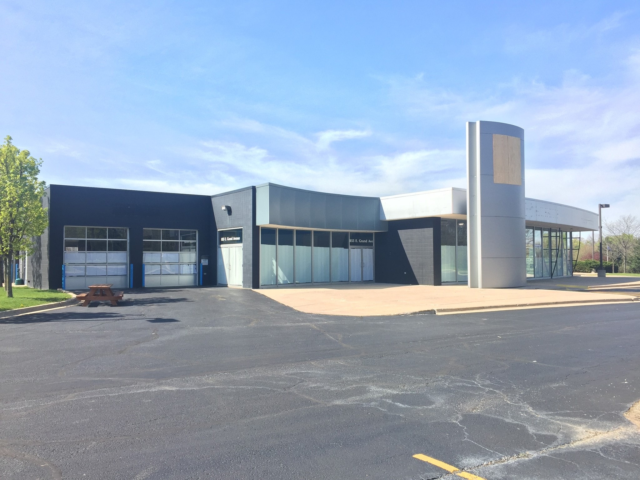 855 E Grand Ave, Lake Villa, IL for lease Building Photo- Image 1 of 37