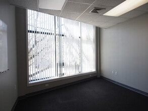 943 Grand Ave, New Haven, CT à louer Photo intérieure- Image 2 de 3