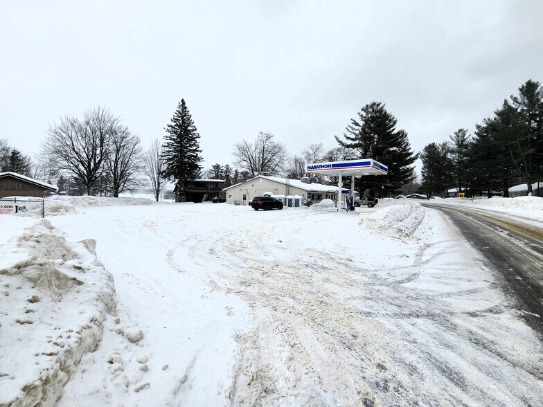 7417 County Road 612 NE, Kalkaska, MI à vendre - Photo du bâtiment - Image 3 de 12