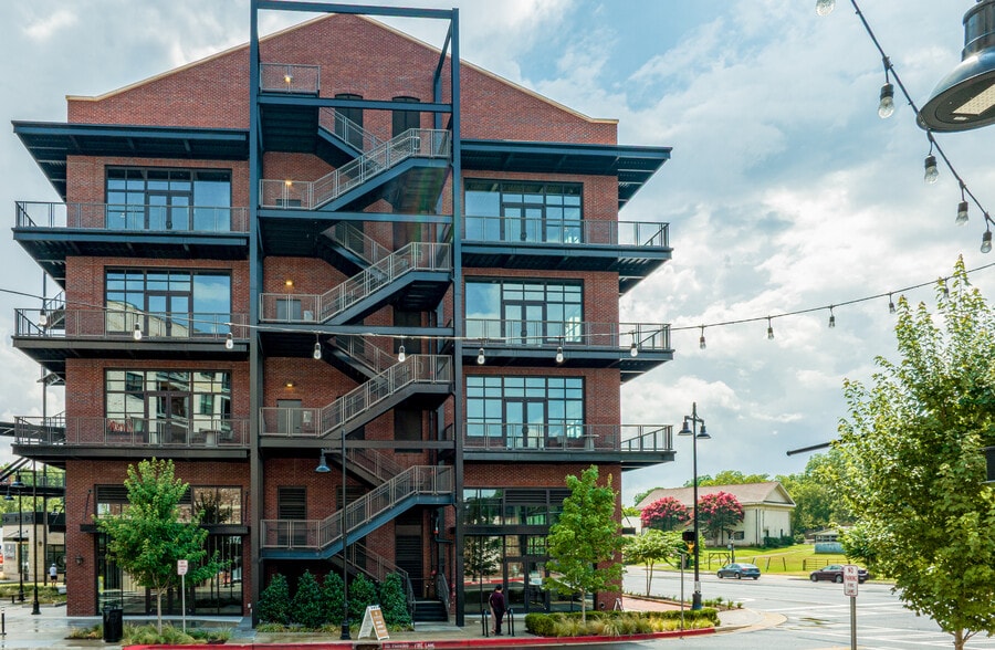 1037 Alpharetta St, Roswell, GA à louer - Photo du bâtiment - Image 2 de 5