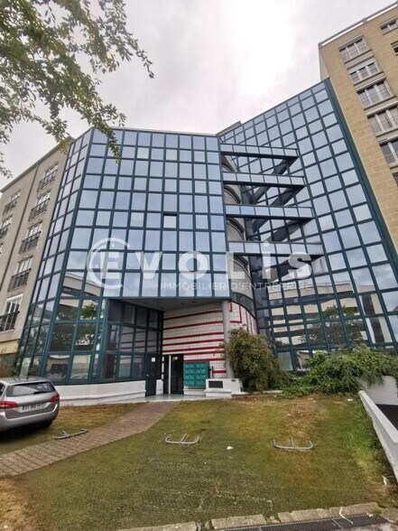 5 Boulevard Du Maréchal Joffre, Bourg-la-Reine à louer - Photo du bâtiment - Image 2 de 19