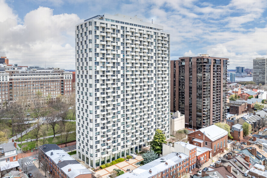 604-636 S Washington Sq, Philadelphia, PA à louer - Photo principale - Image 1 de 30