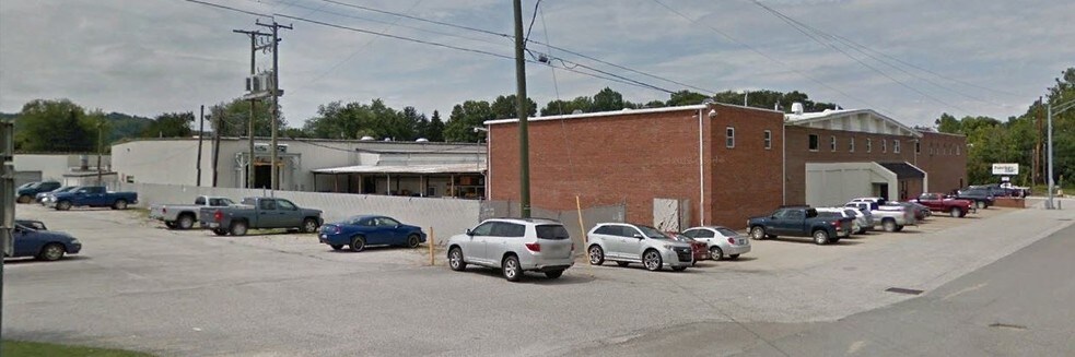 4501 Ohio River Rd, Huntington, WV à vendre - Photo du bâtiment - Image 3 de 39