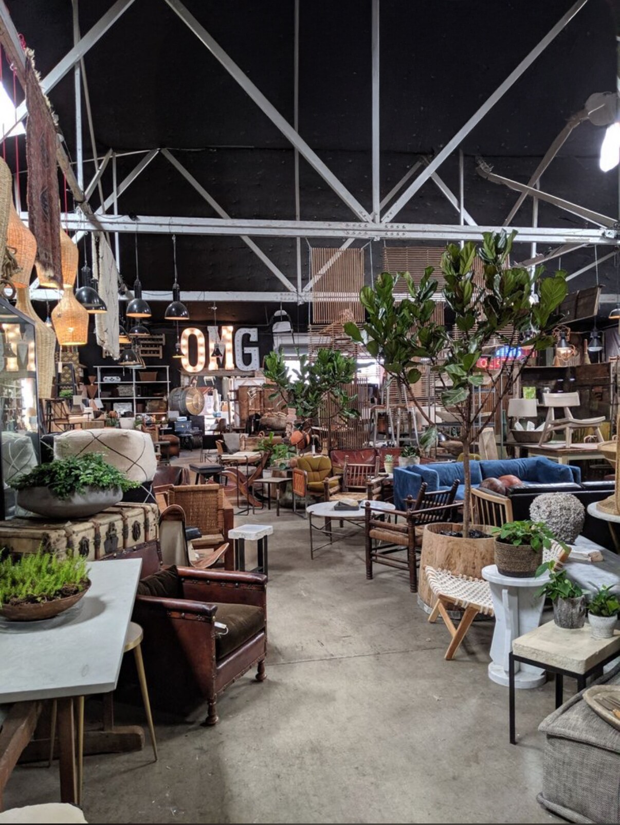 3334 S La Cienega Pl, Los Angeles, CA for lease Interior Photo- Image 1 of 5