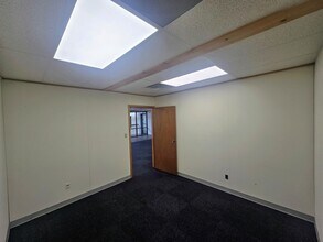 1616 E Wooster St, Bowling Green, OH for lease Building Photo- Image 2 of 13