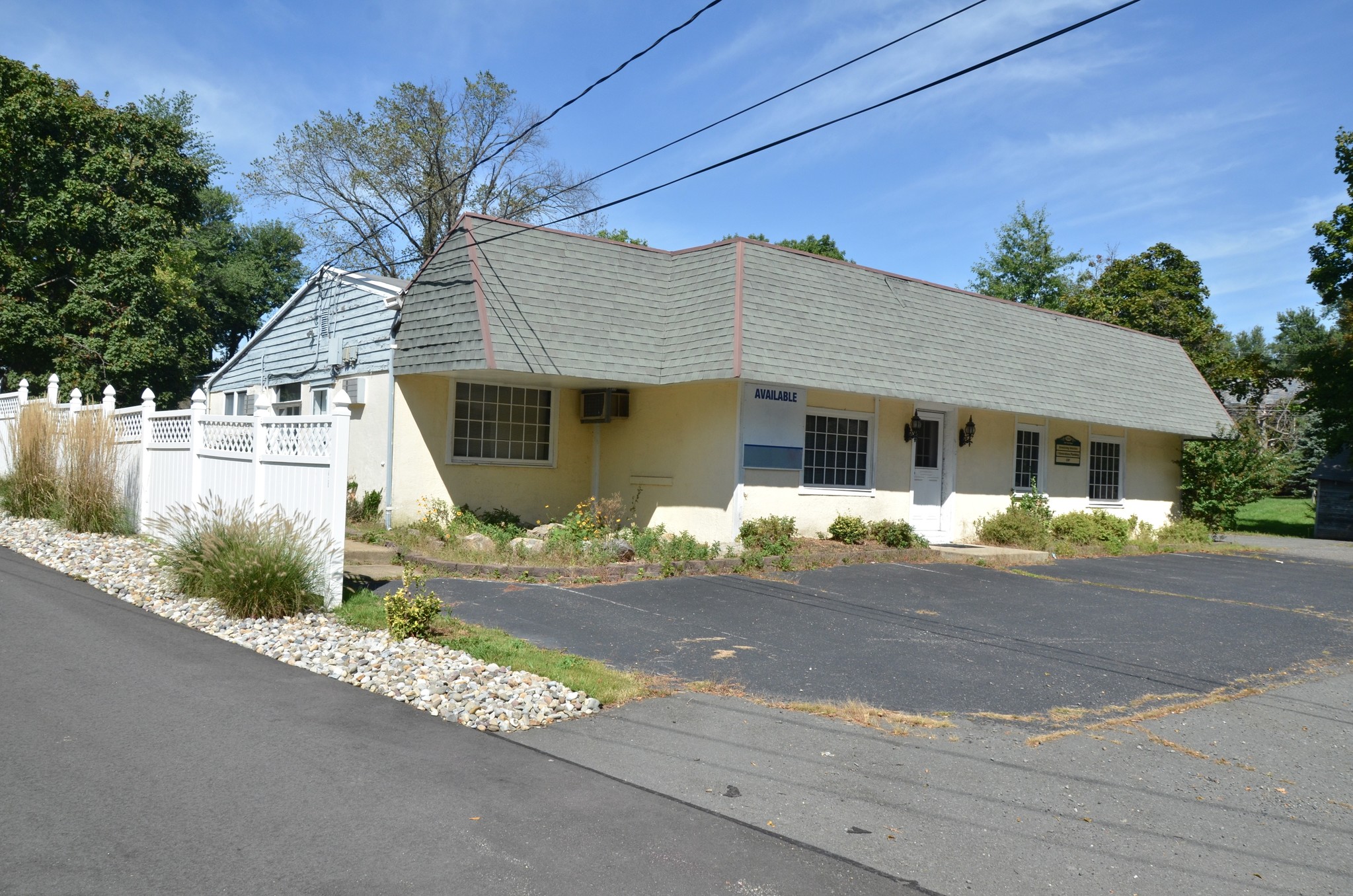 1059 Old York Rd, Ringoes, NJ à vendre Photo du bâtiment- Image 1 de 1