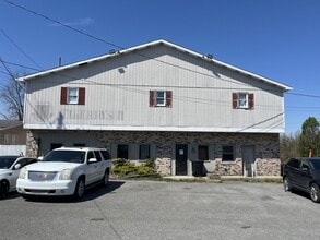 637 Cheat Rd, Morgantown, WV for lease Building Photo- Image 1 of 7