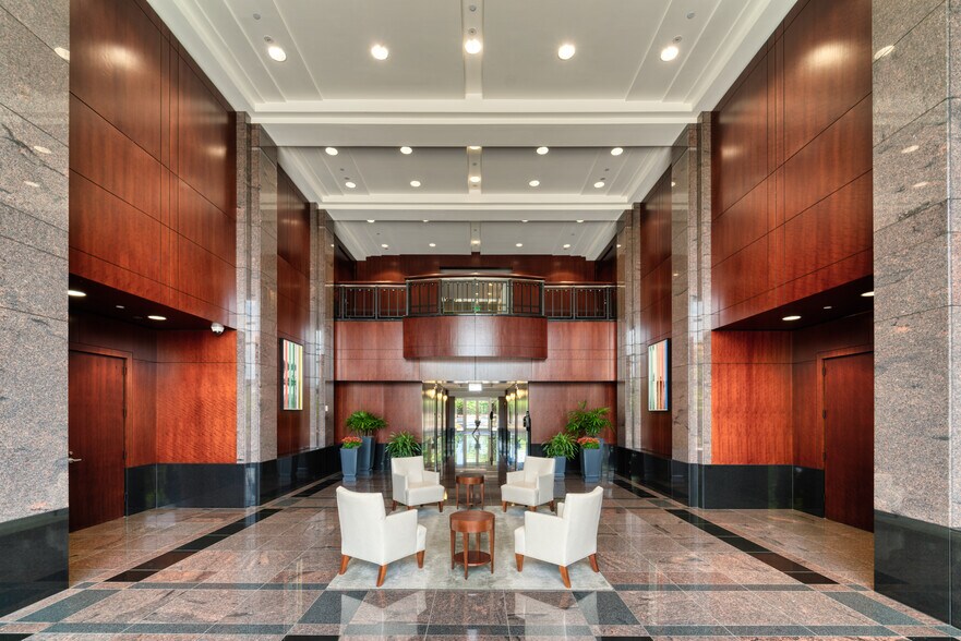 3095 Satellite Blvd, Duluth, GA à louer - Hall d’entrée - Image 3 de 7