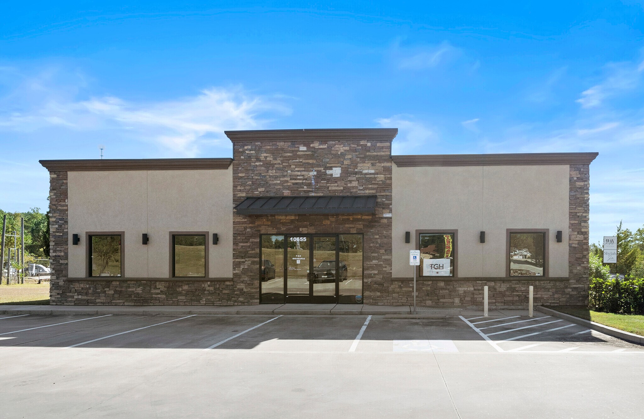 10655 FM 1097 Rd W, Willis, TX à vendre Photo principale- Image 1 de 24